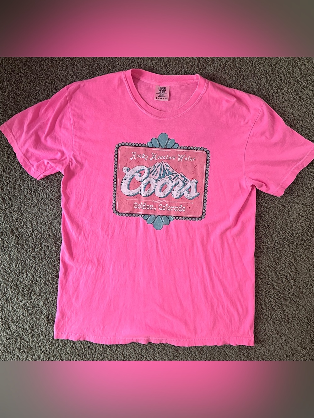 Coors Hot Pink T-Shirt with Graphic Design size Large